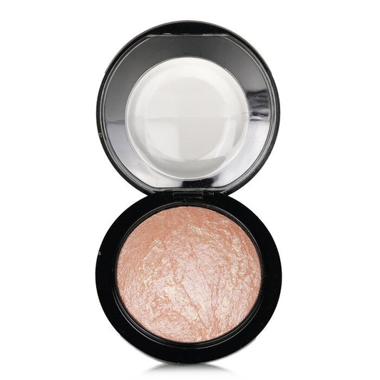 MAC Mineralize Skinfinish – Soft &amp; Gentle 10 g