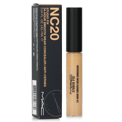 MAC Studio Fix 24 Hour Smooth Wear Concealer - # NC20 (Goudbeige met gouden ondertoon) 7 ml/0,24 oz